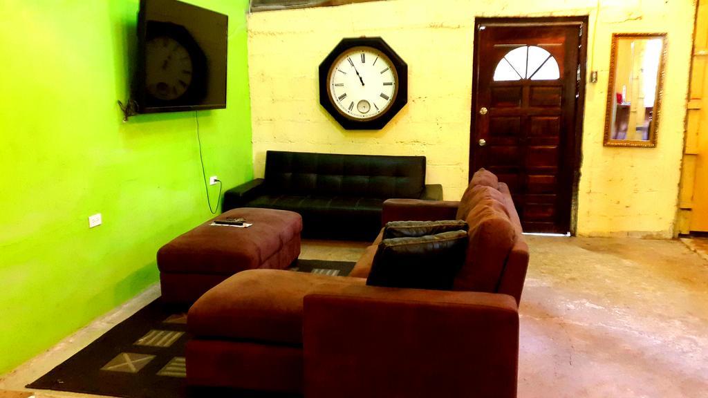 Hostel Casa Ricky'S Orange Walk Zewnętrze zdjęcie