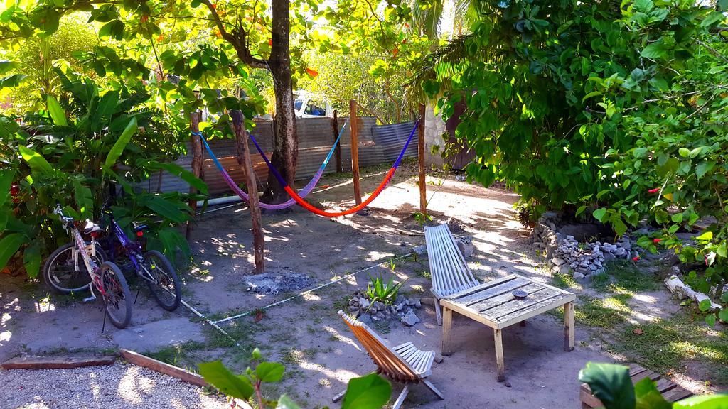 Hostel Casa Ricky'S Orange Walk Zewnętrze zdjęcie