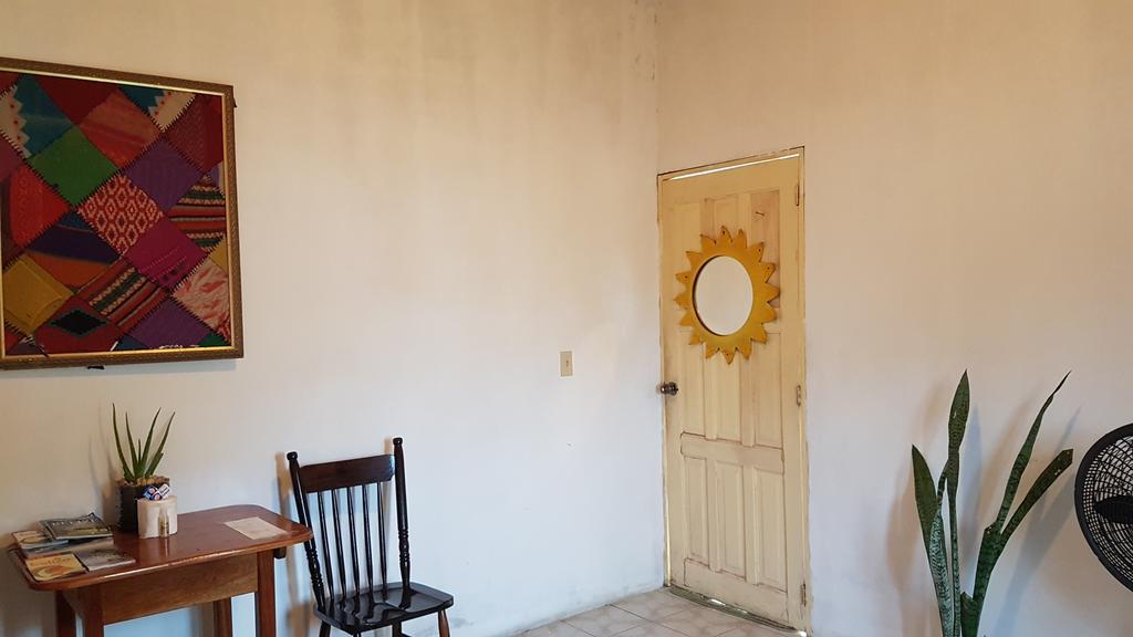 Hostel Casa Ricky'S Orange Walk Zewnętrze zdjęcie